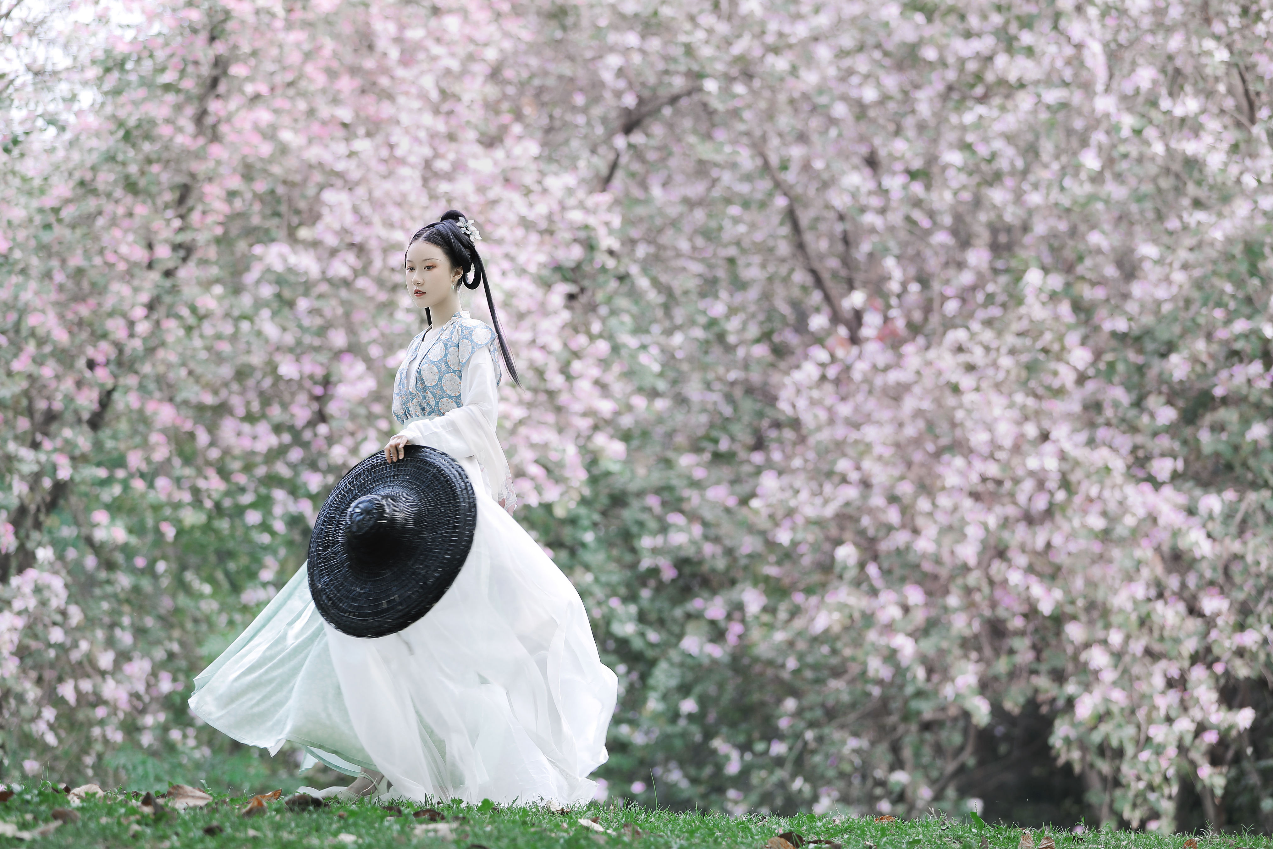 春庭暮 古风 花 精美 美女