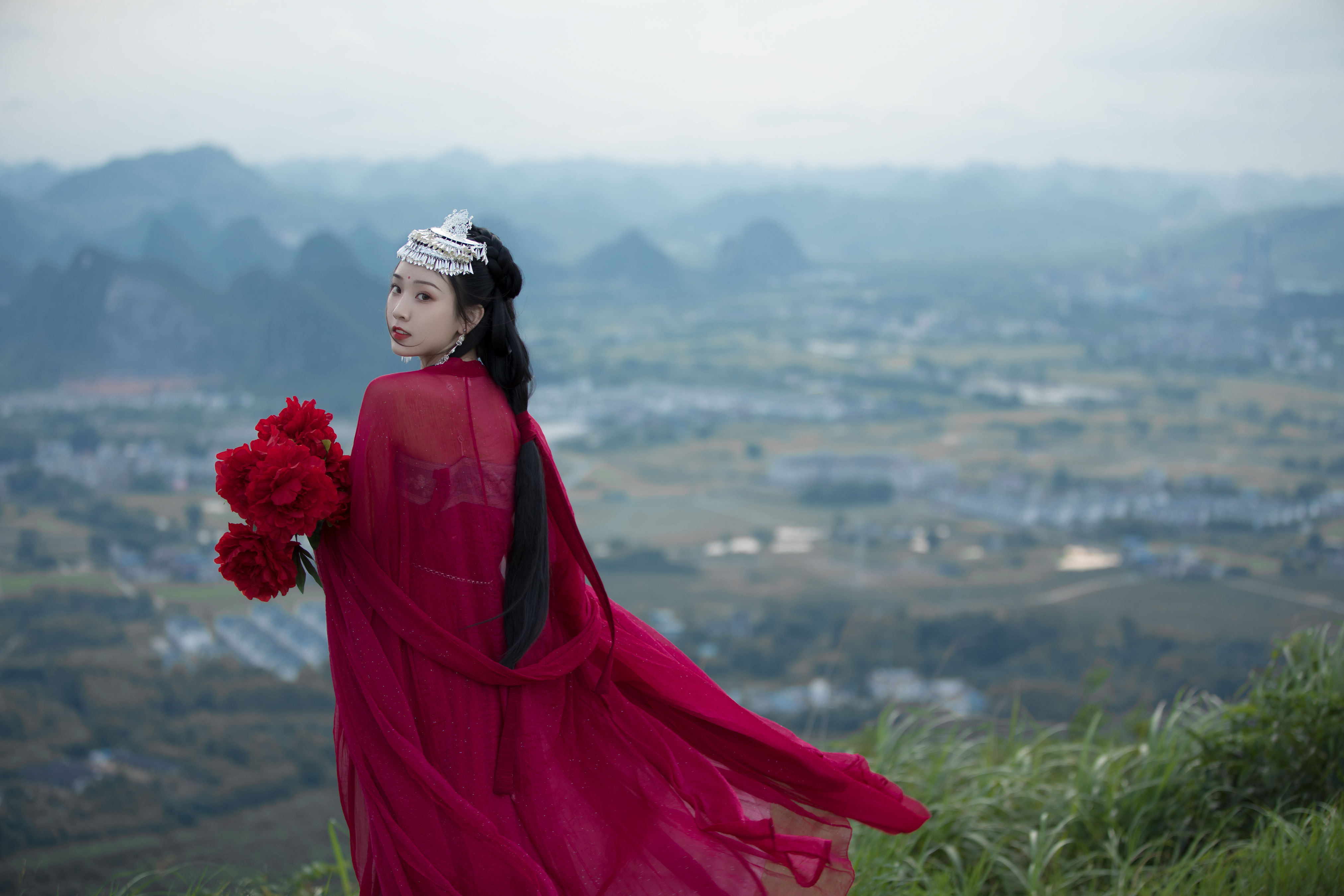 神山 唯美 古风 意境 仙气 夜景人像 古风红衣女子