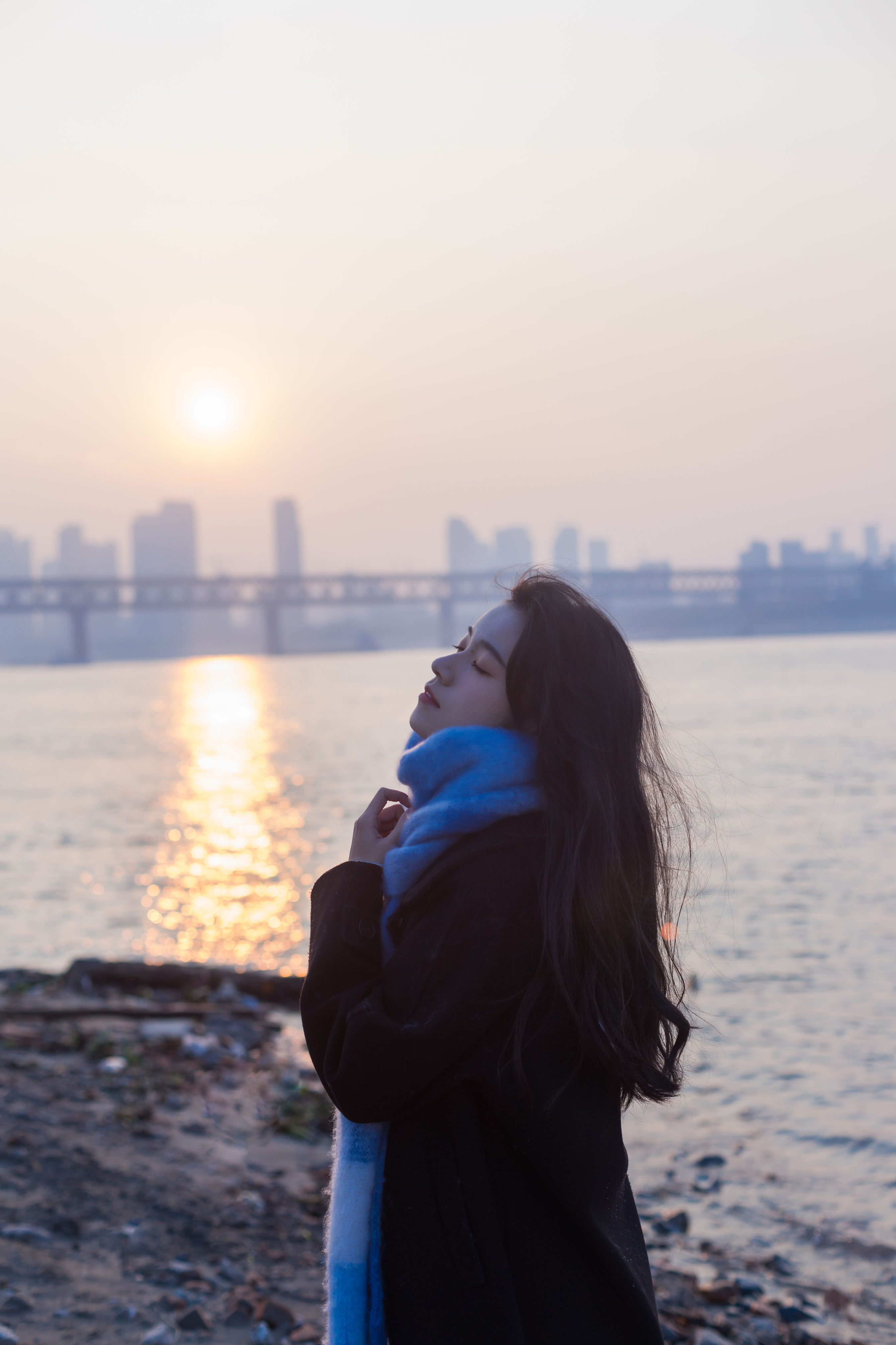 放空 美女 模特 文艺 伤感 夕阳 人像