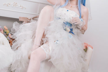 长发蕾姆花嫁 二次元 Cosplay 婚纱 写真 美少女