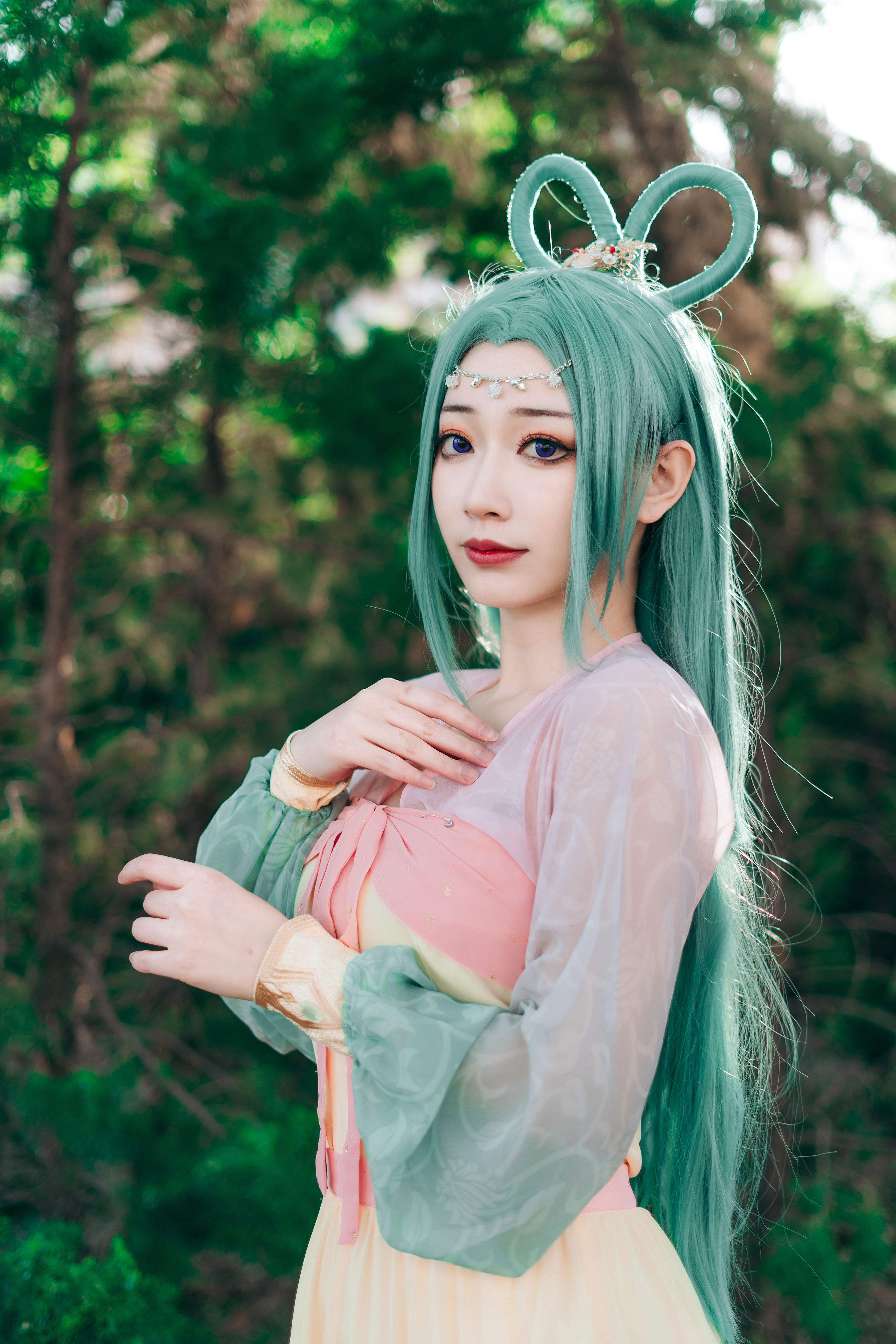 蓝兔宫装拟人 Cosplay 二次元 美少女 妹子 兔女郎