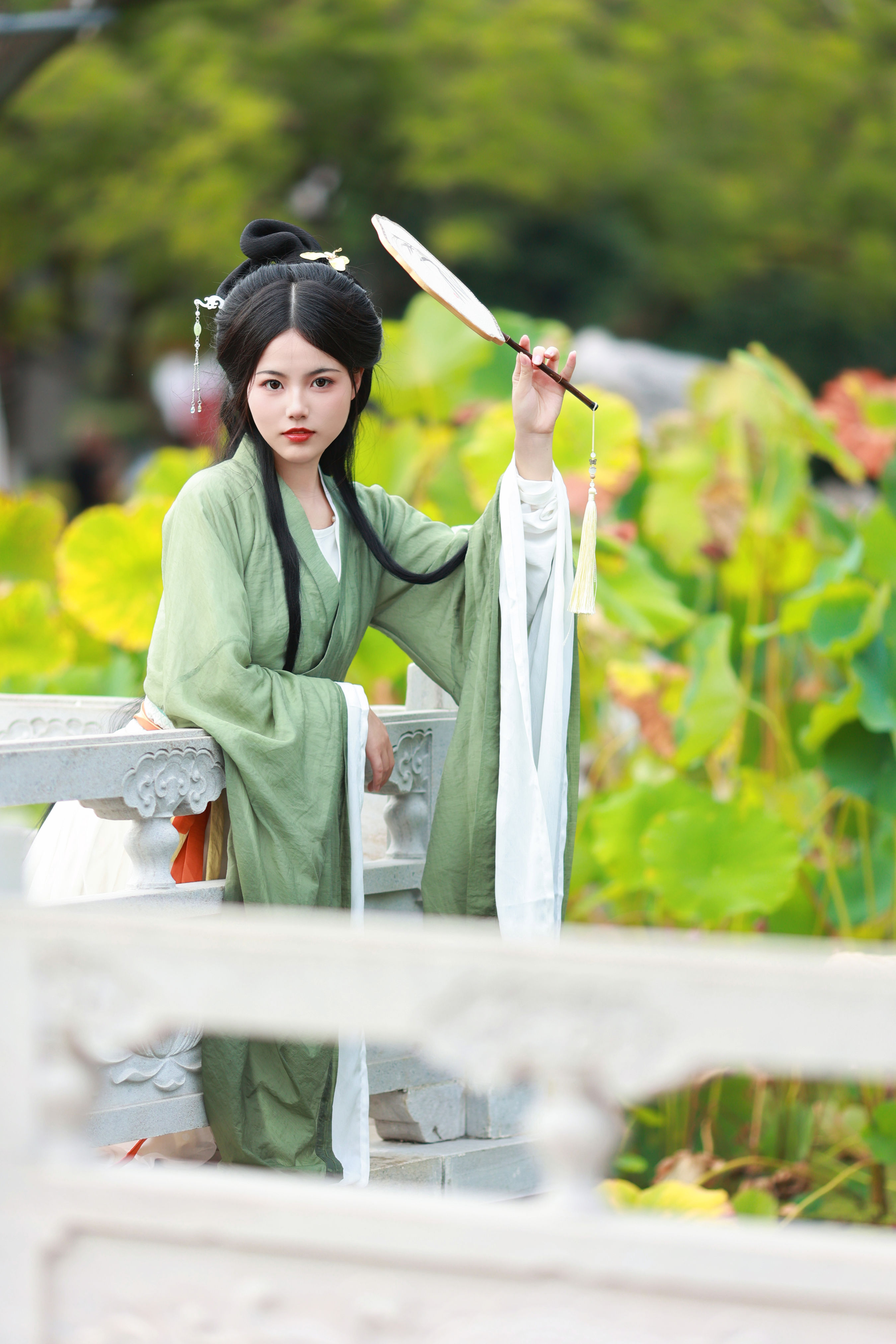 枯荷听雨 古装 少女 小清新 荷花 小姐姐