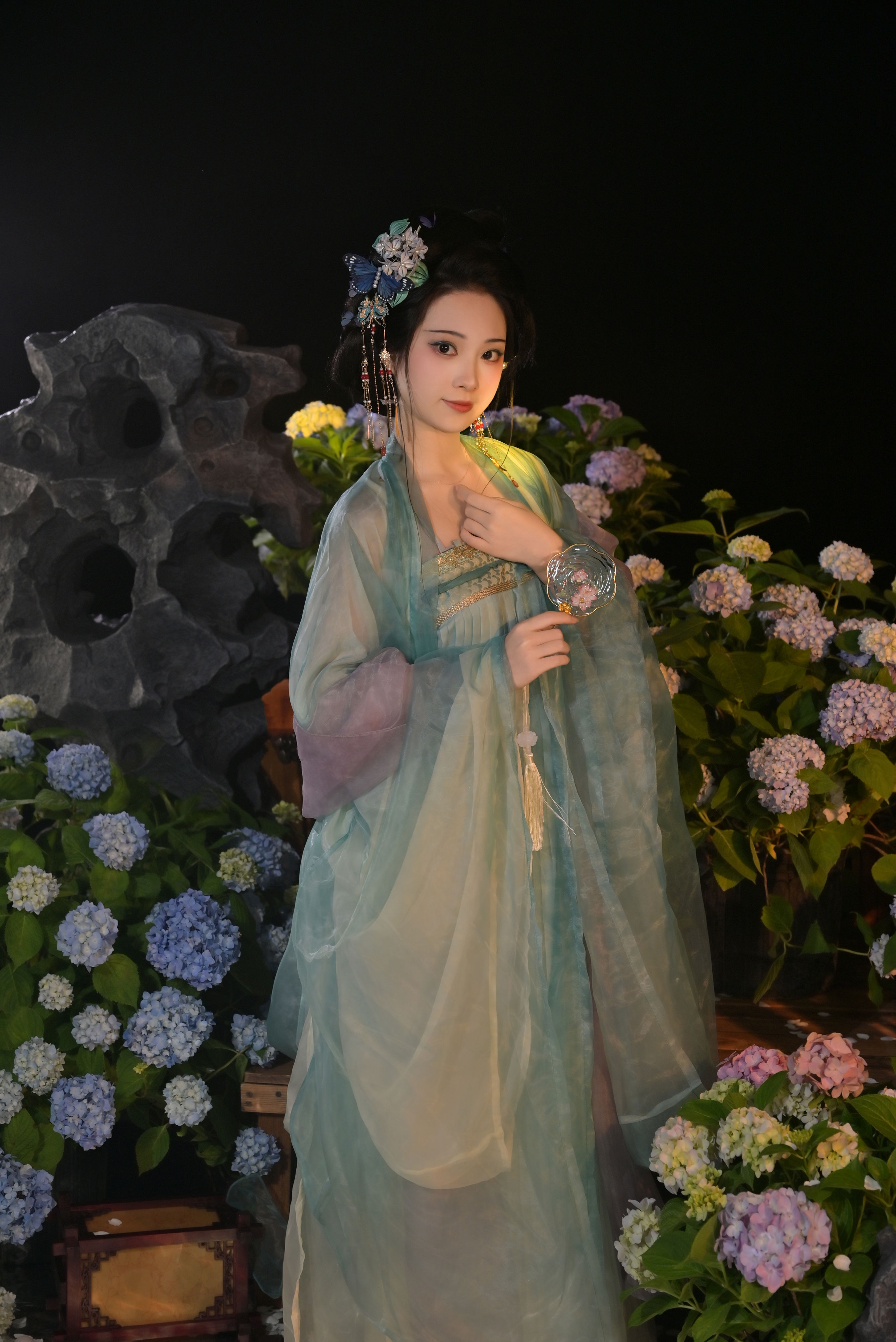 绣球香风 汉服 小姐姐 写真 古装 绣球花