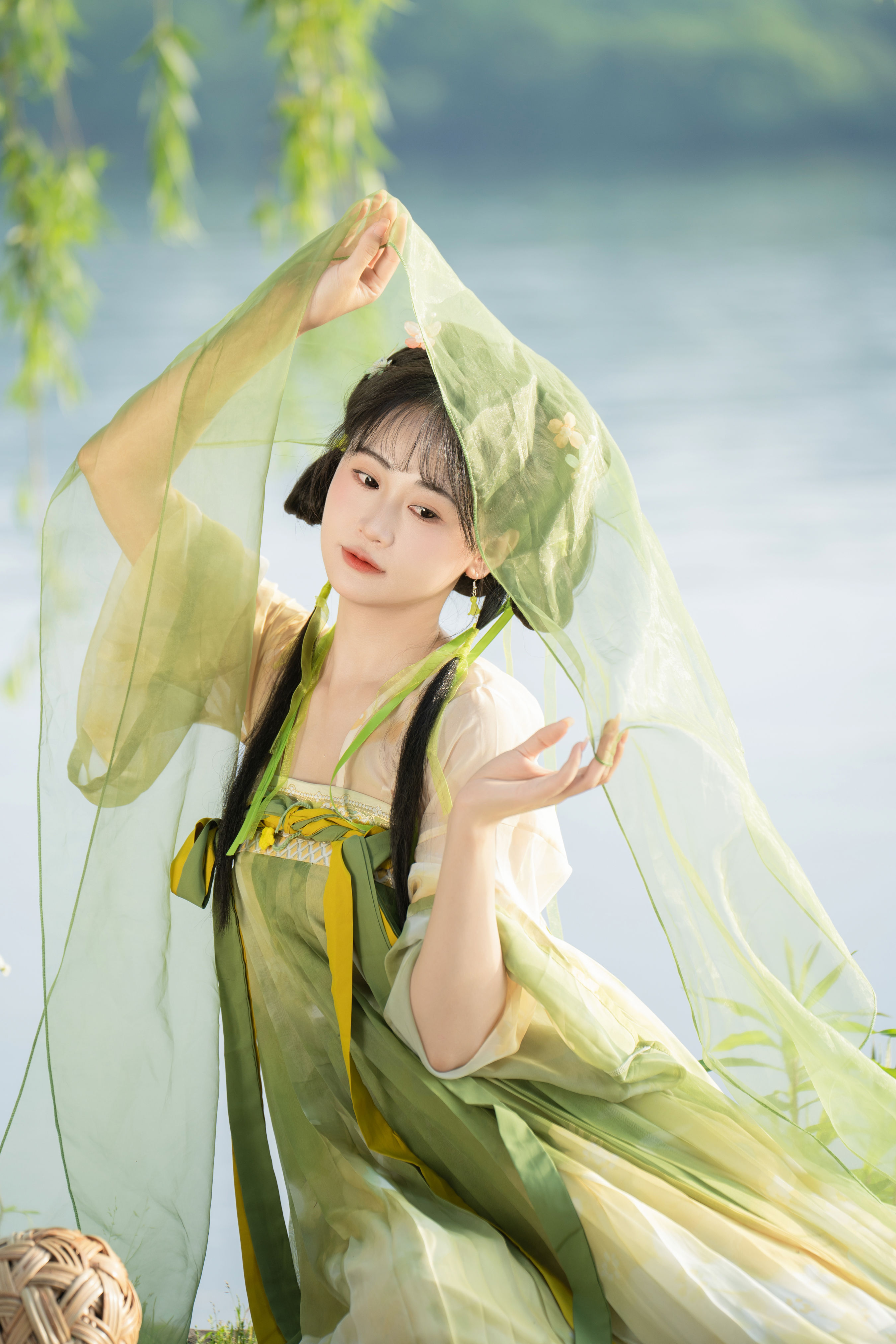 杨柳依依 绿色 汉服 姑娘 古代 小清新