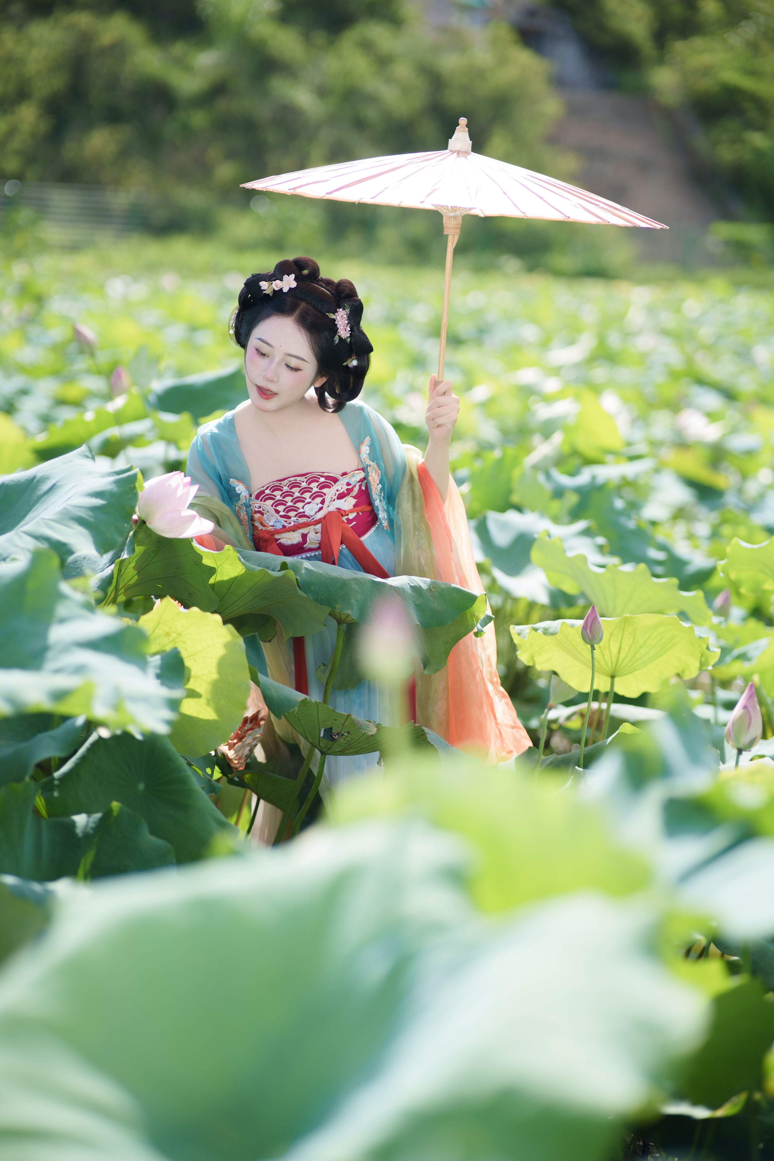 小荷才露尖尖角 荷花 小仙女 汉服 古风 可爱